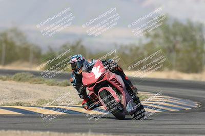 media/Nov-16-2025-Race Pace (Sun) [[8c5fa54630]]/Verified Riders/2-Turn 7 (945am)/